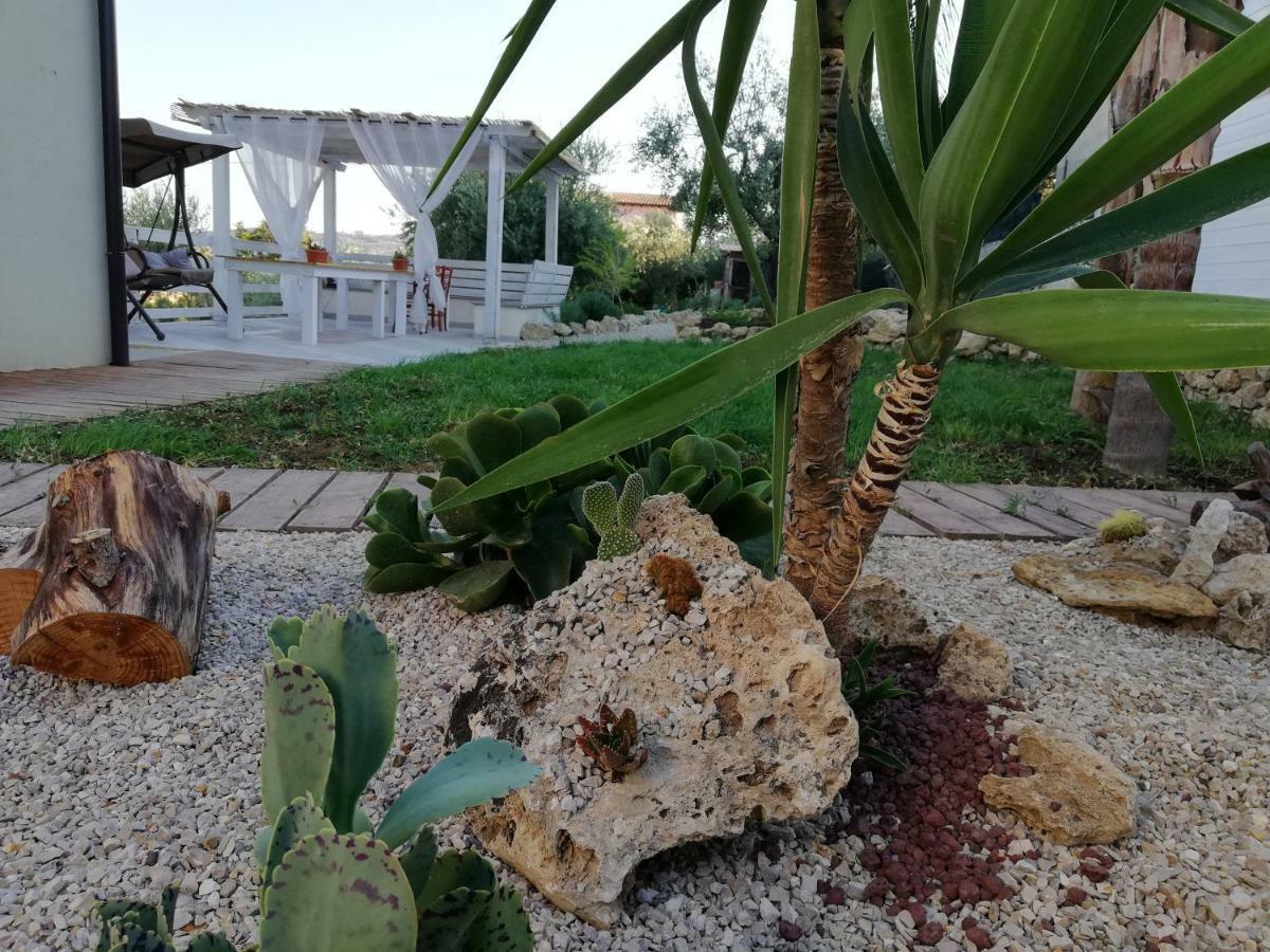 B&B Villa Kairos อากริเจนโต ภายนอก รูปภาพ
